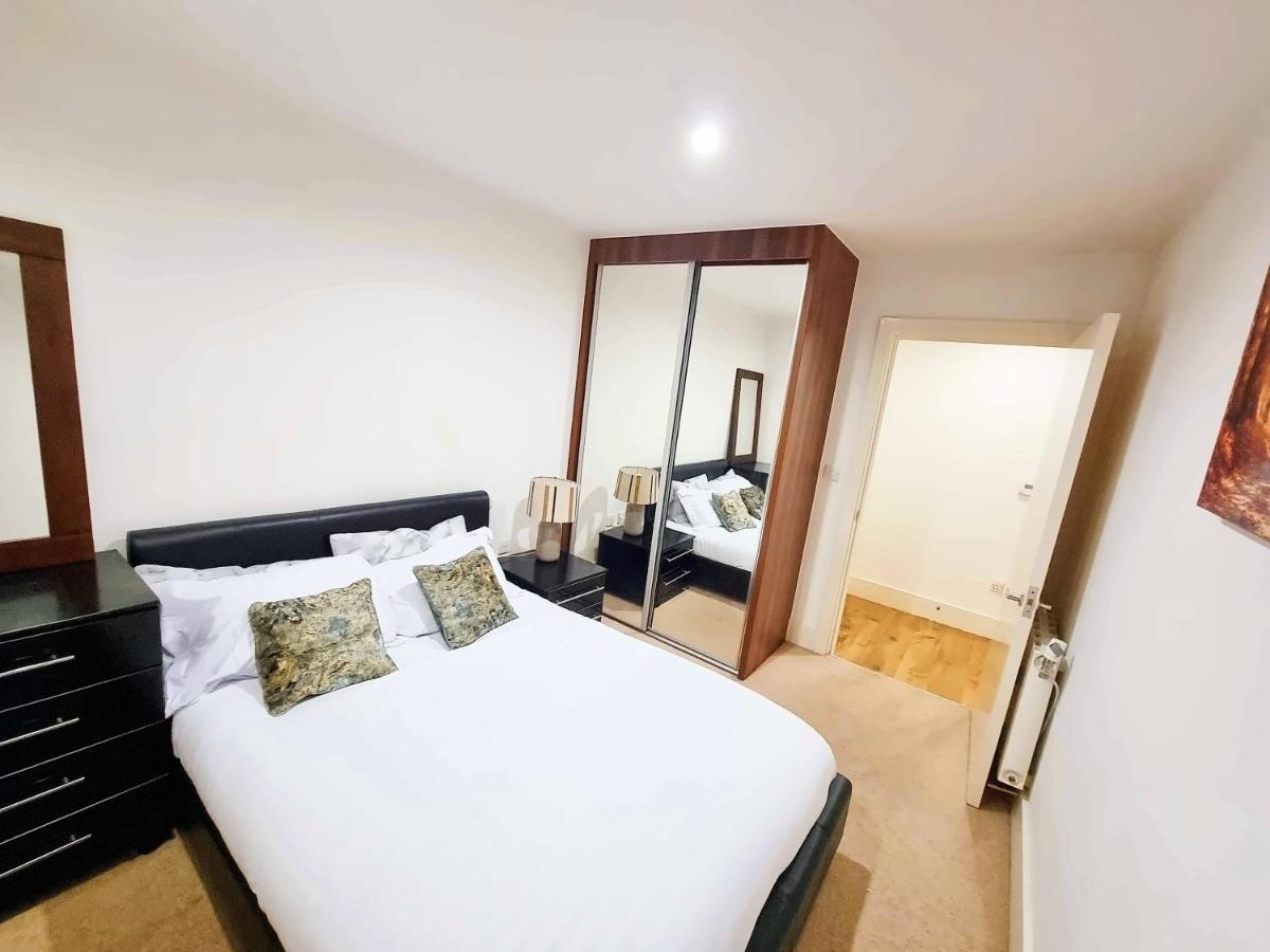 Your Riverside Home 2 With Private Balcony London Kültér fotó
